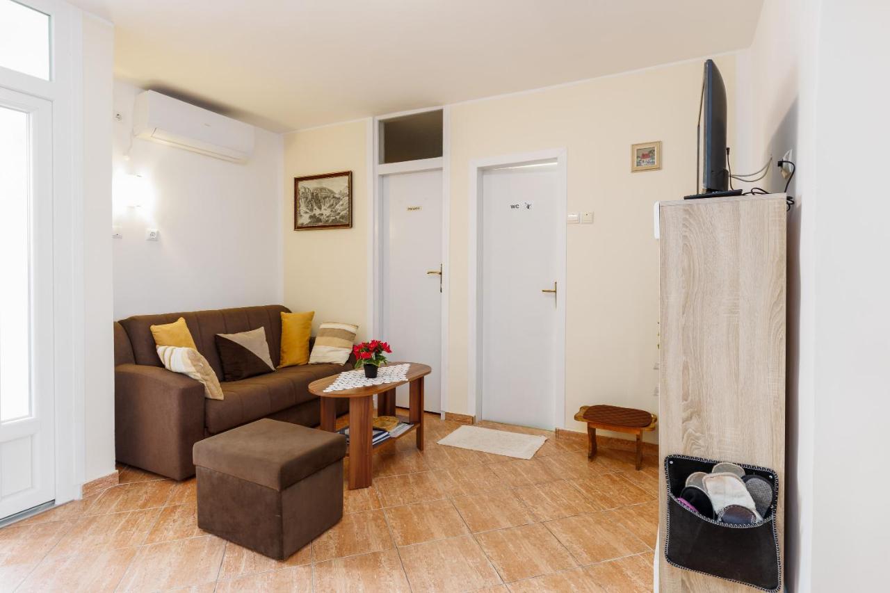 Apartment Zalac سلوني المظهر الخارجي الصورة